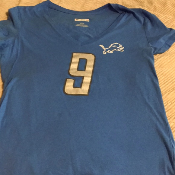 Women’s Detroit Liions t-shirt  Size M blue Gray - Picture 1 of 6